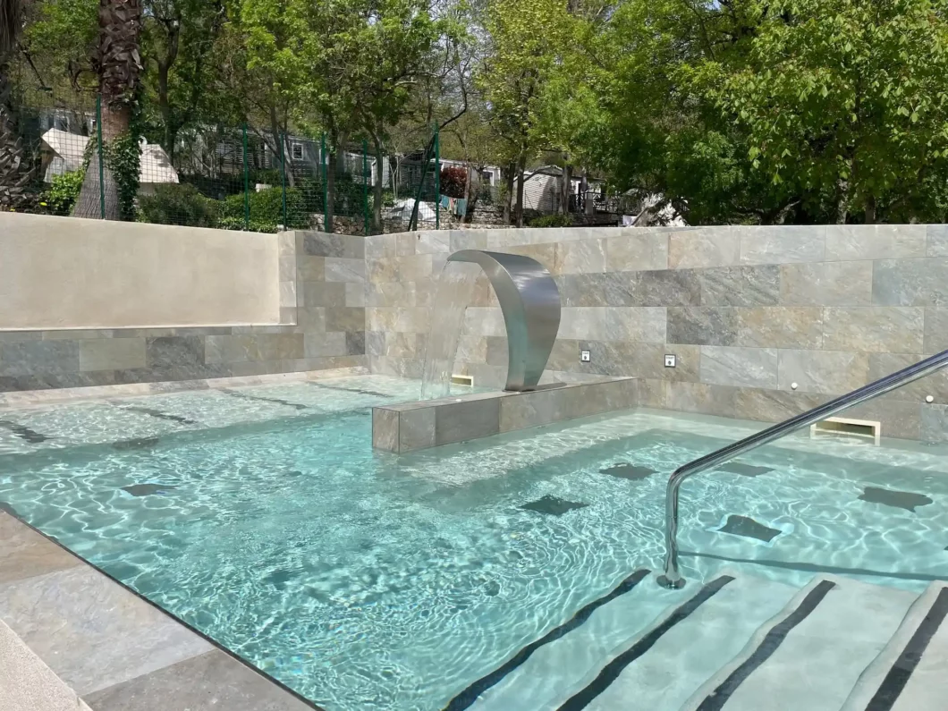 espace detente camping piscine nice